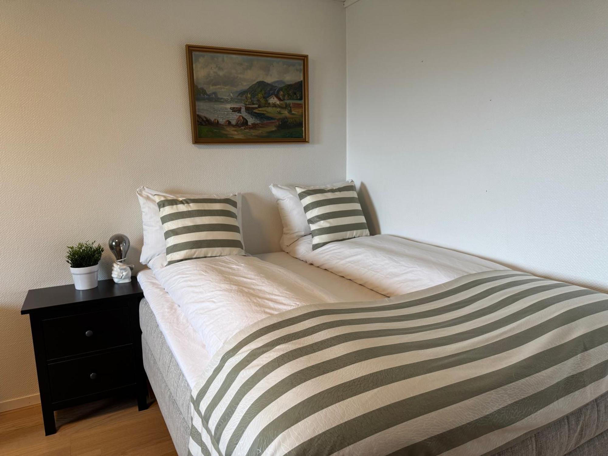 With Garden And Large Bathroom Apartment