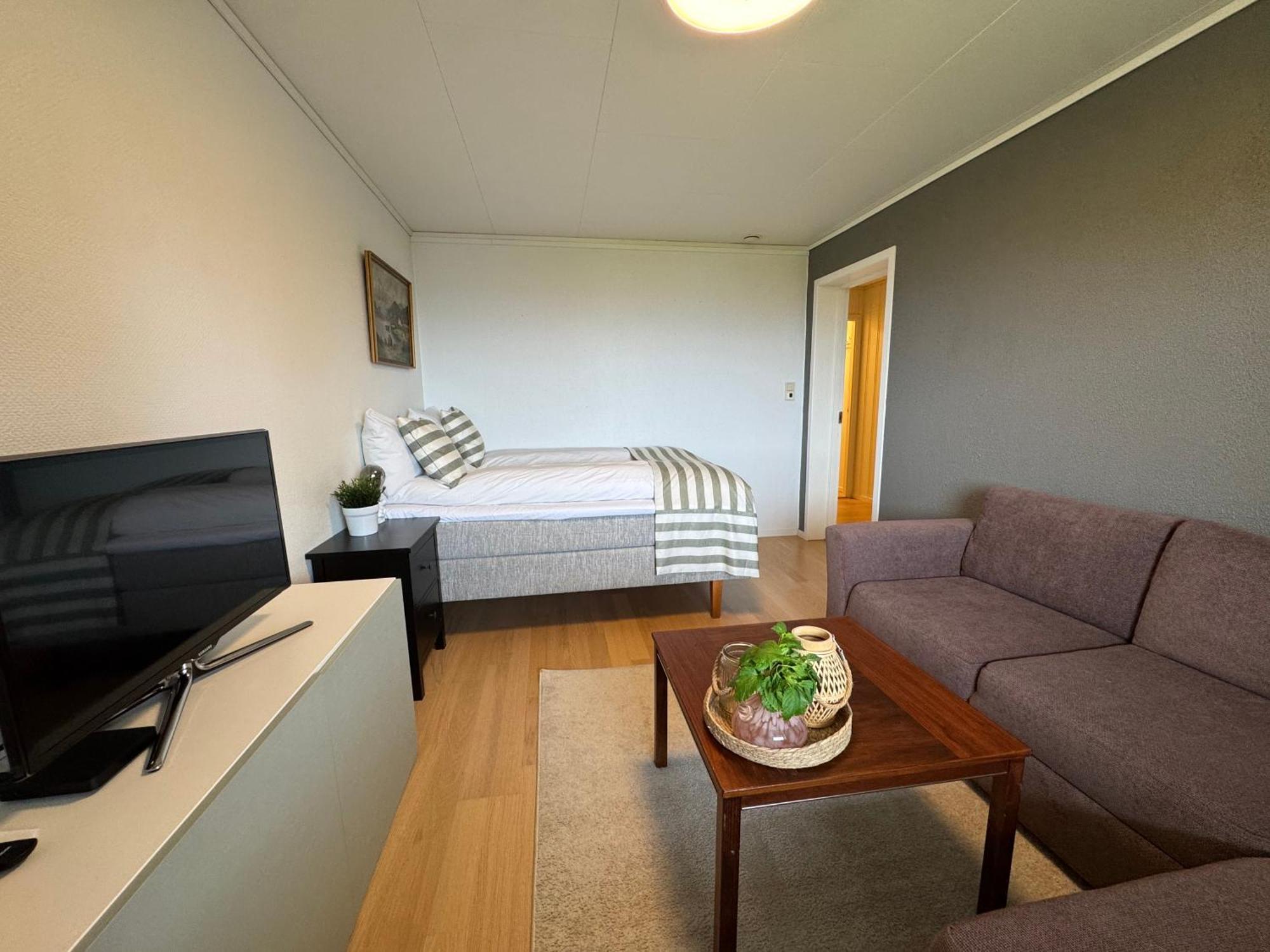 With Garden And Large Bathroom Apartment Malvik